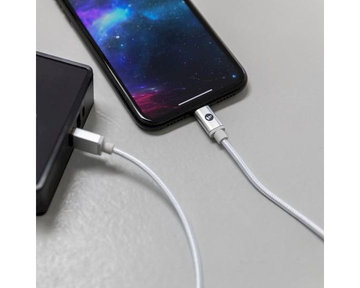 Mophie USBA to Lightning cable features a reinforced armored core that
